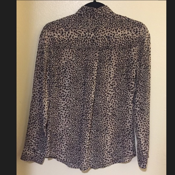 Guess Animal Print Button-Down Blouse - Picture 4 of 4